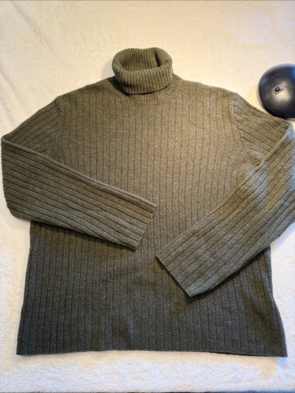 Vintage J Crew Olive/Forest Green Lambswool Ribbed Turtleneck Sweater